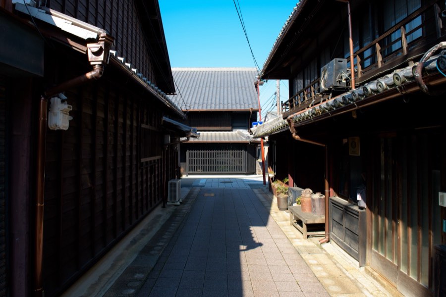 Aichi, Autumn 2015, Japan. Photograph by Jordy Meow, 9/11