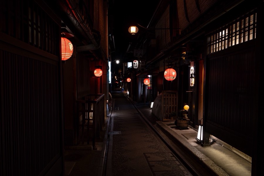 Kyoto, Spring 2024, Japan. Photograph by Jordy Meow, 19/28