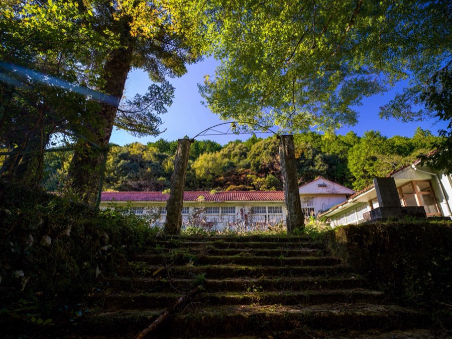 Mie, Autumn 2019, Japan. Photograph by Jordy Meow, 9/24