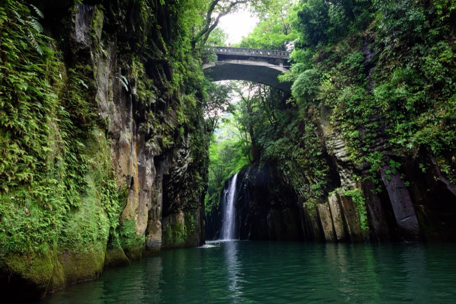 Miyazaki, Summer 2015, Japan. Photograph by Jordy Meow, 8/9