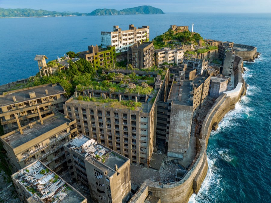 Nagasaki, Spring 2022, Japan. Photograph by Jordy Meow, 1/25