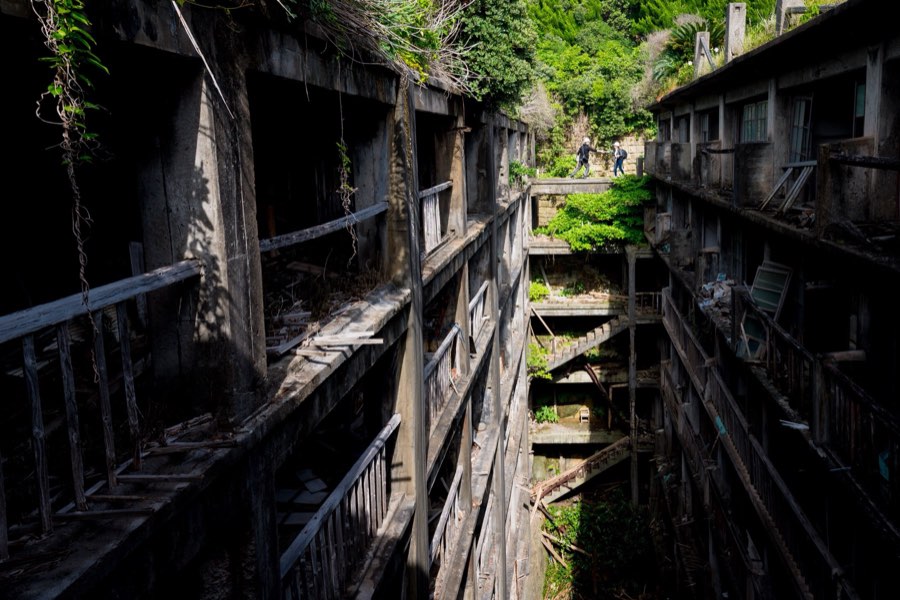 Nagasaki, Spring 2014, Japan. Photograph by Jordy Meow, 14/25