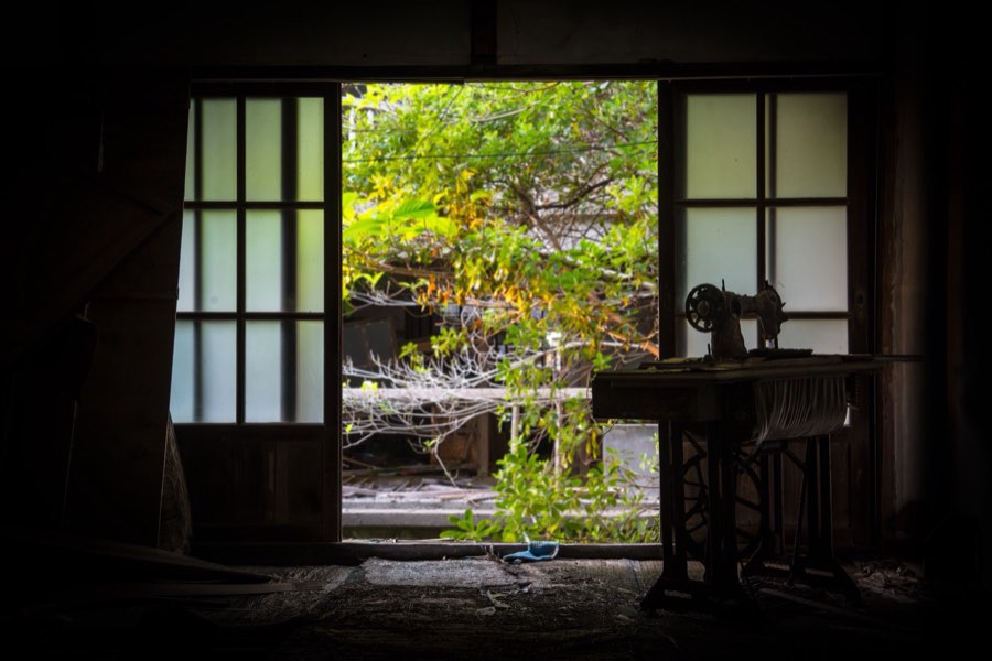 Nagasaki, Spring 2012, Japan. Photograph by Jordy Meow, 23/25