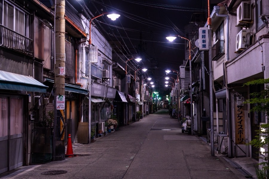Osaka, Spring 2024, Japan. Photograph by Jordy Meow, 4/8
