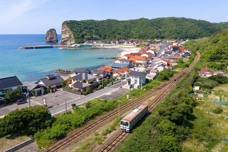 Shimane, Spring 2026, Japan. Photograph by Jordy Meow, 9/15