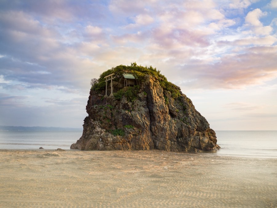 Shimane, Summer 2020, Japan. Photograph by Jordy Meow, 138/229