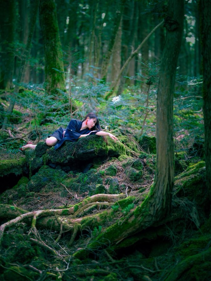 Yamanashi, Autumn 2021, Japan. Photograph by Jordy Meow, 13/25